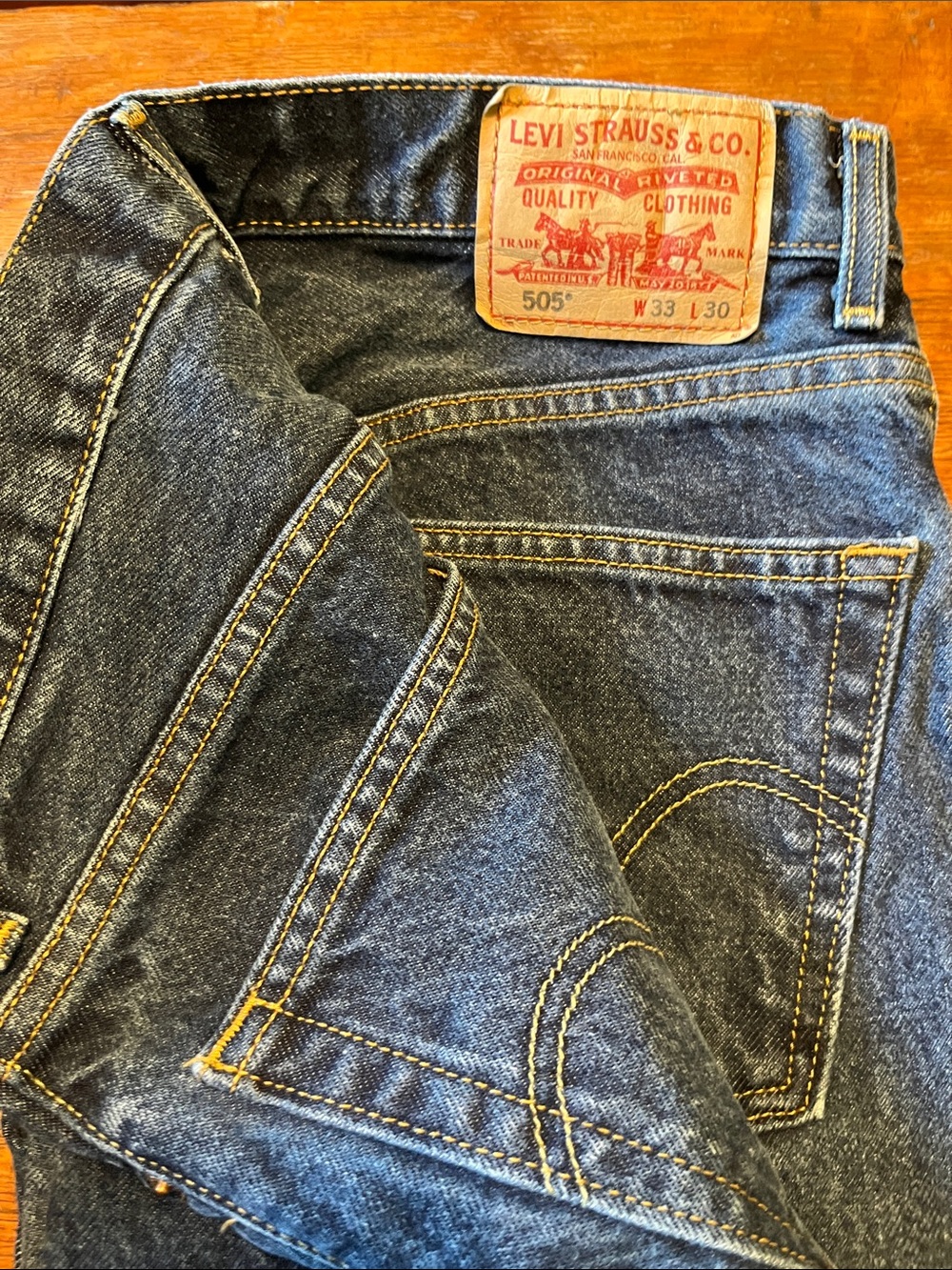Levi's 505 Straight Men's Jeans in Indigo 33x30
